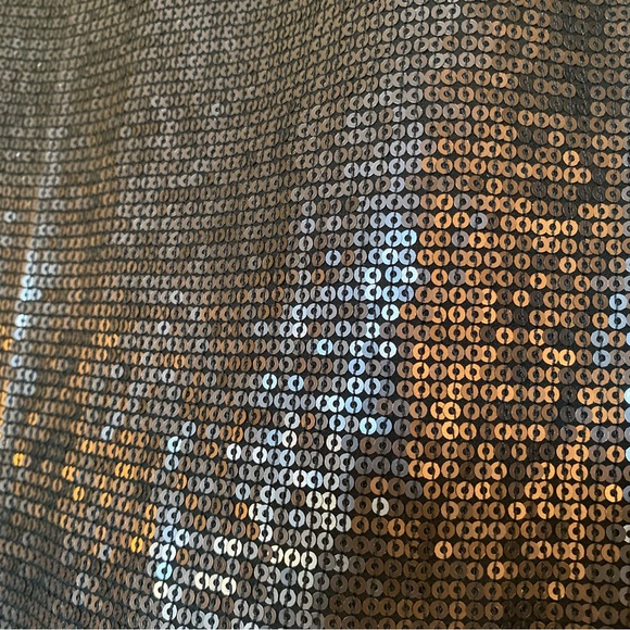 Black Sequin Skirt ✨ White House Black Market | size 0 | WHBM - Picture 5 of 7